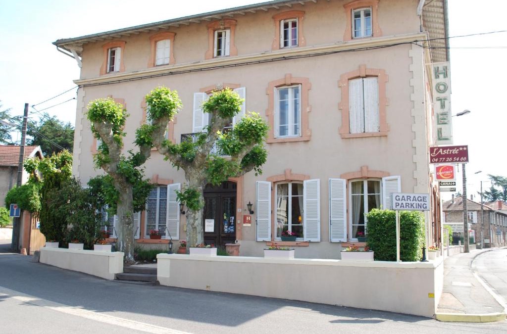 Feurs Hotel | L'Hôtel L'Astrée