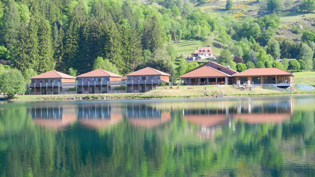 Lascelle Hotel | L'Hôtel Lac des Graves