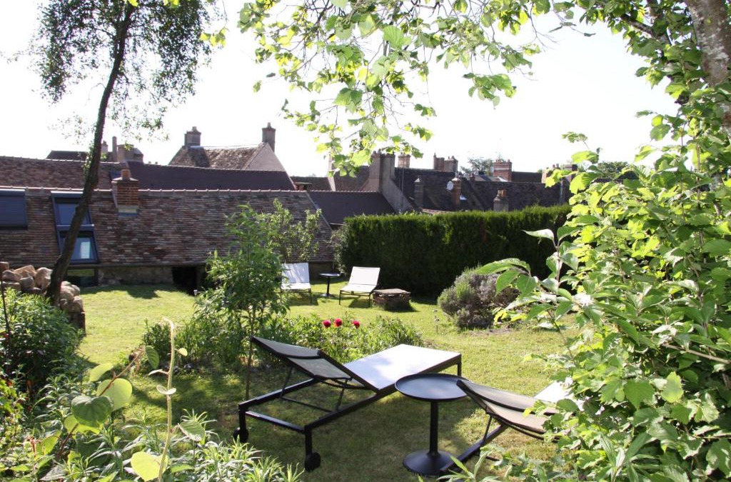 Rochefort-en-Yvelines Bed & Breakfast | L'Hibernie