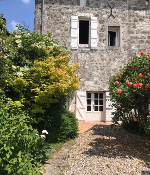 Montagnac-sur-Auvignon Bed & Breakfast | L'Horizon de Marianne