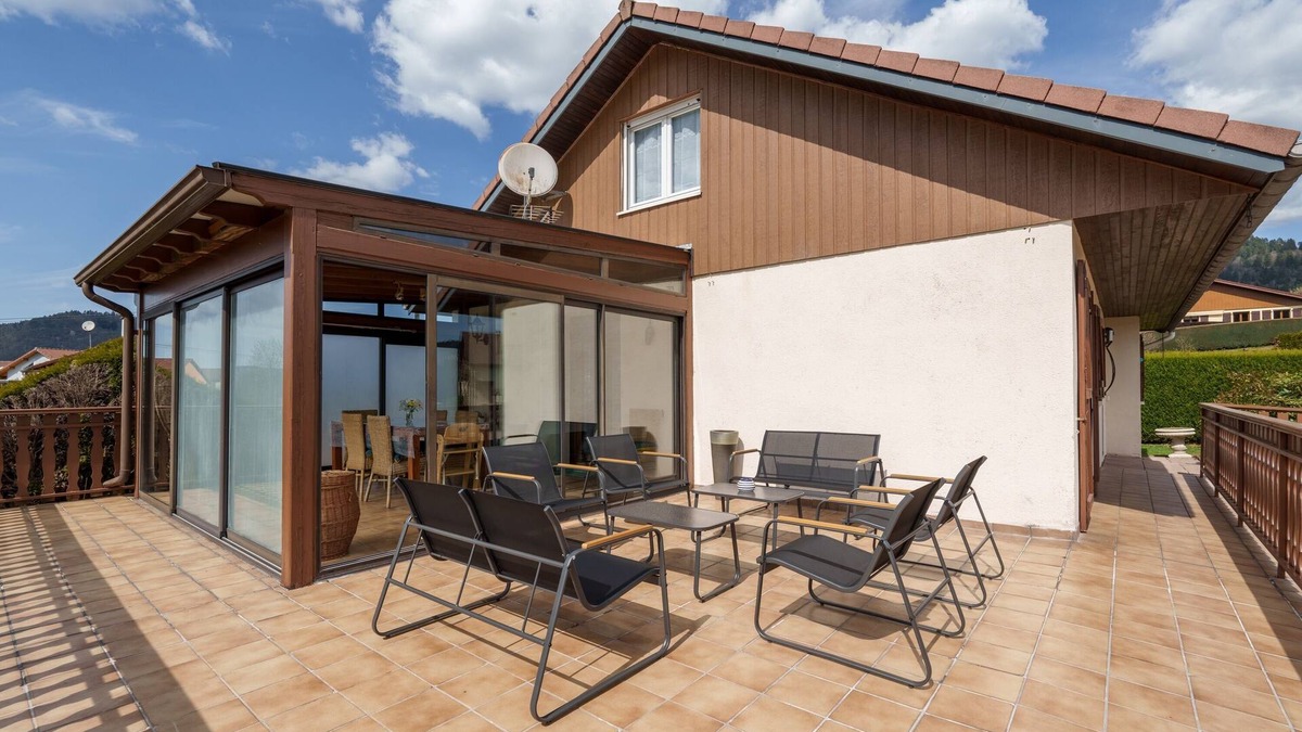 Ramonchamp House | L'intemporel - Grand Jardin avec Piscine