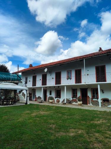 Pinerolo Bed & Breakfast | L'Oasi di Mario