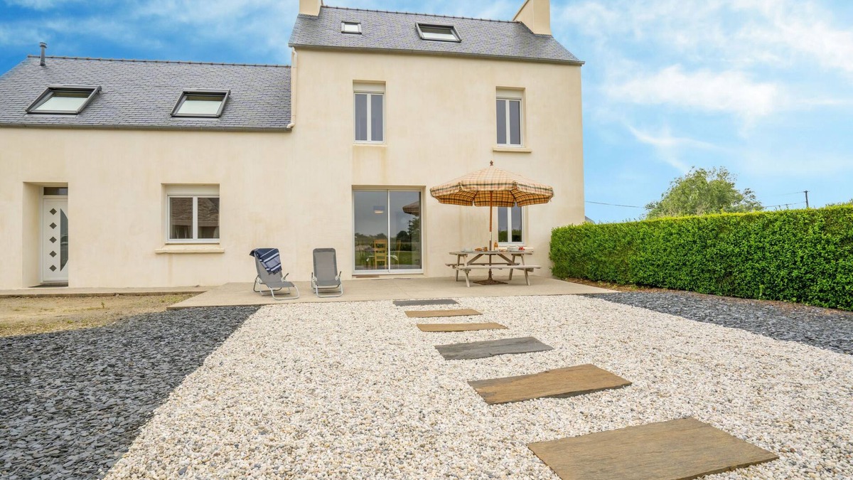 Plouneour-Brignogan-Plages House | L'Oasis by Interhome