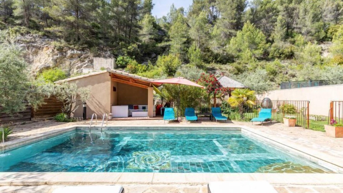 Le Barroux House | L'Oliveraie by Interhome