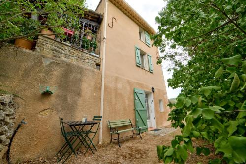 Barjols House | L'Olivier Fleurie Barjols
