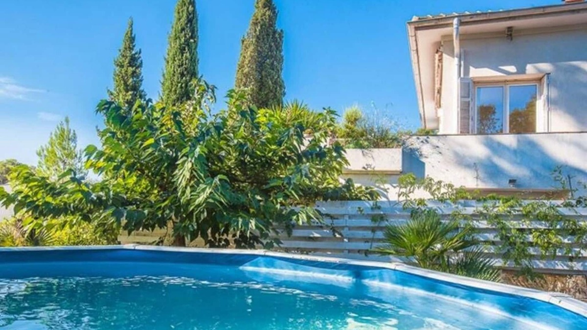 Boulouris-sur-Mer Apartment | L'Olivier Very pleasant T2 terrace & pool - near the sea - Boulouris