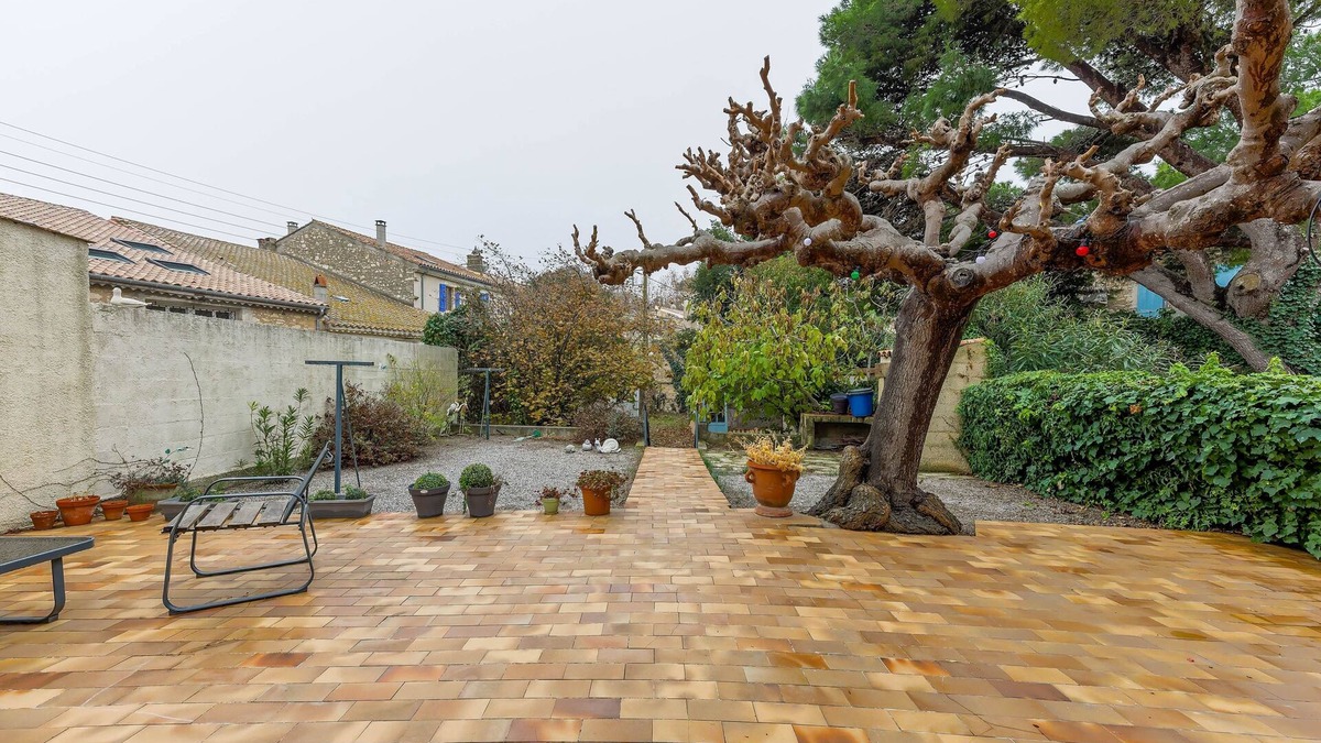 Peyriac-de-Mer House | L'Oppidum - Three Bedroom House, Sleeps 8