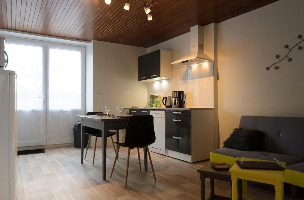 Pont-de-Poitte House | L'Orée des Lacs (Appartement n°3)