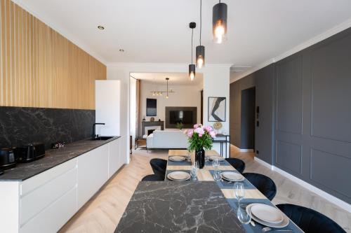 Grasse Apartment | L'Oranger T4 Elegant and bright Prime Location