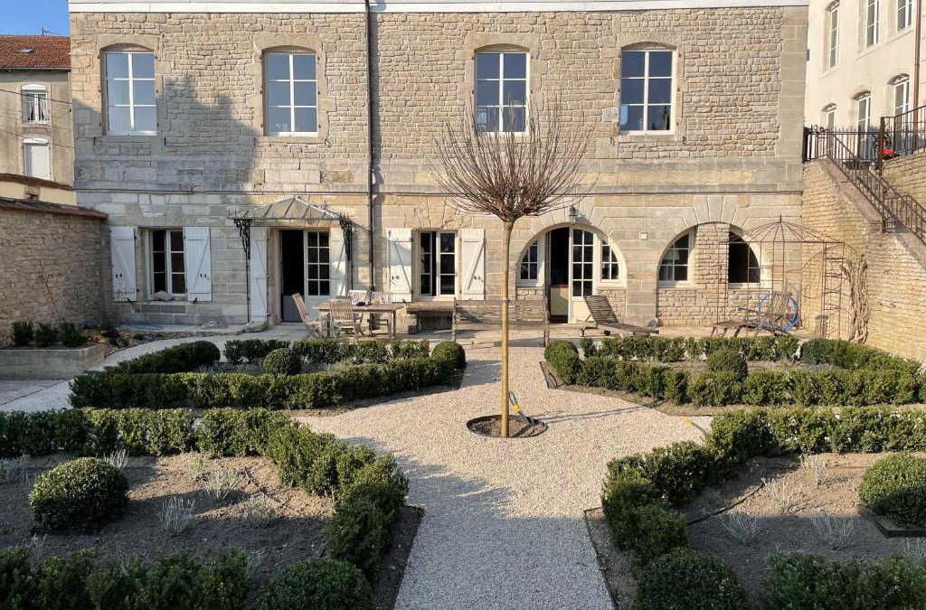 Bazoilles-sur-Meuse Bed & Breakfast | L'Orangerie