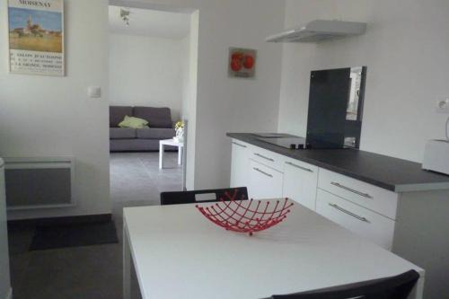 Moisenay Apartment | L'Oseraie