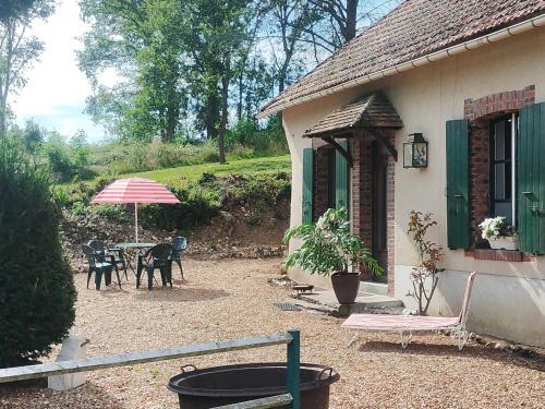 Conie-Molitard House | L' otentic