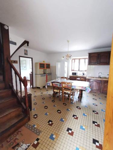 Frayssinet-le-Gelat House | L Oustal du Malbernat