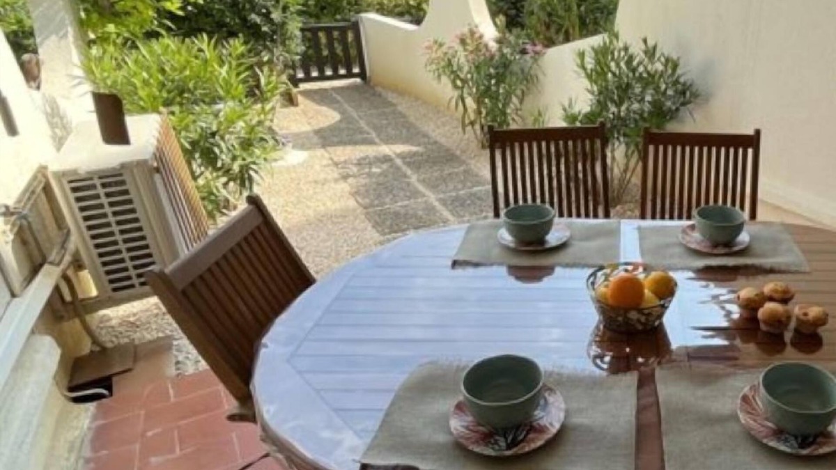 Montpellier Apartment | L'Ouvéa - Spacious apartment with large terrace, beach access and sea view