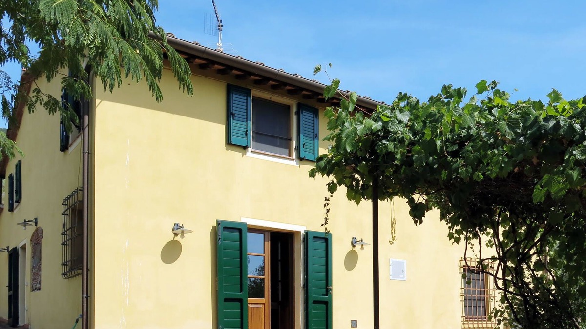 San Giuliano Terme House | L'Uccelliera by Interhome
