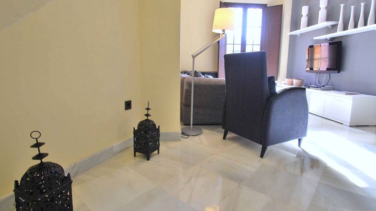 Alameda Apartment | L5.3 Dorm. Apartment with Terraces/WIFI/Air Conditioning/Kitchen