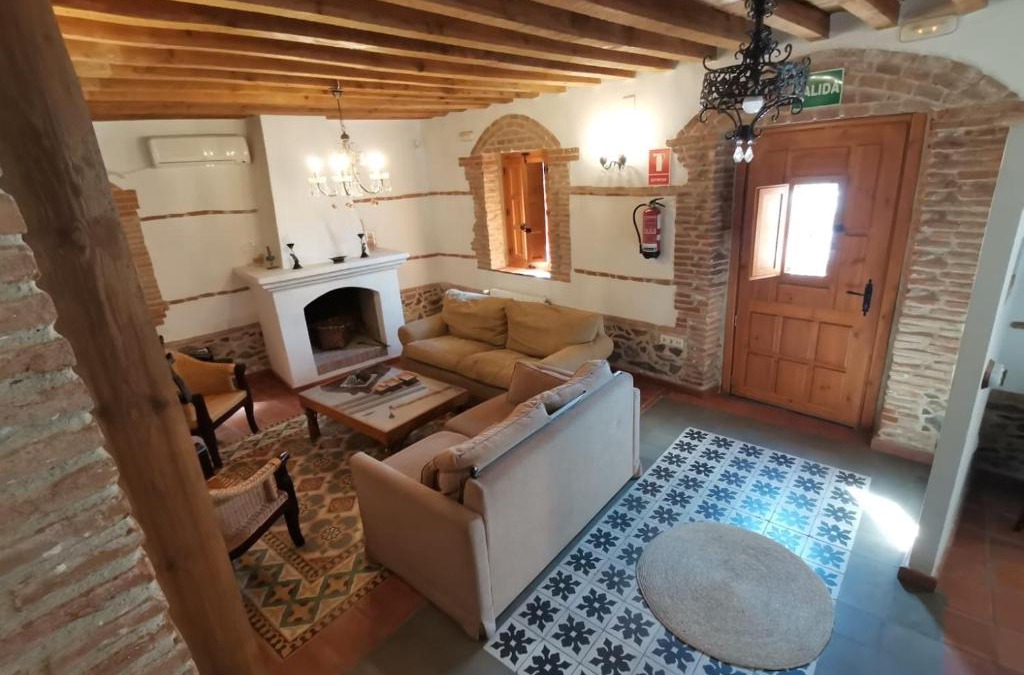 Alcanizo House | La Aldaba del siglo XX