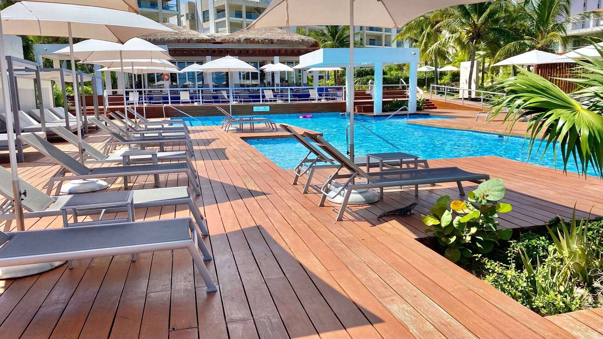 Playa Mujeres Condo | La Amada Deluxe 1 BR Condo w/Private Beach