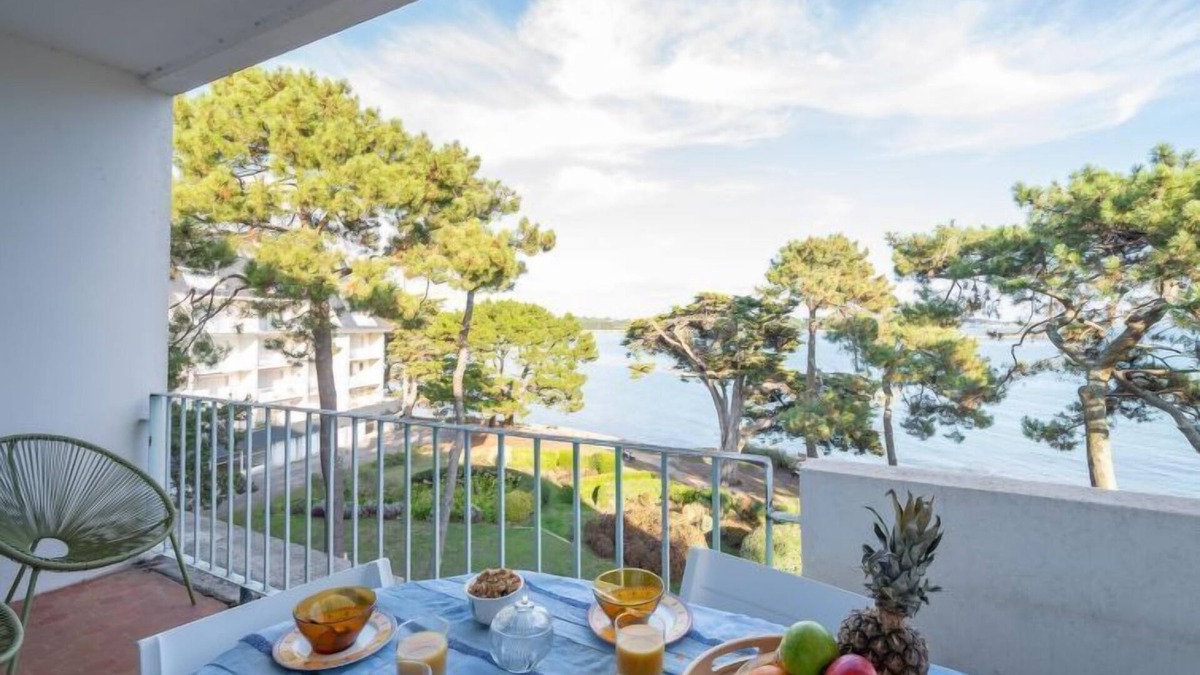 Carnac Apartment | La Baie de Beaumer by Interhome