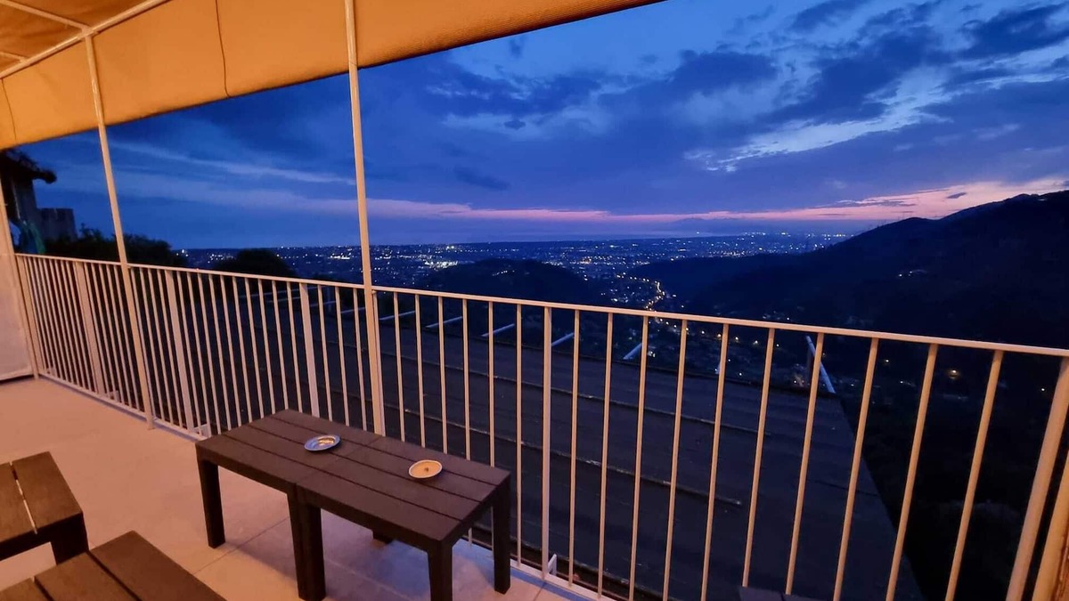 Monteggiori House | La Balza - casa con vista panoramica in borgo medievale