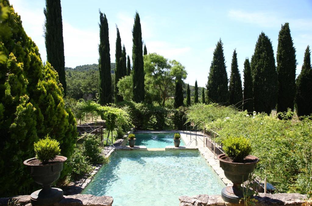Menerbes Hotel | La Bastide de Marie, Maisons et Hôtels Sibuet