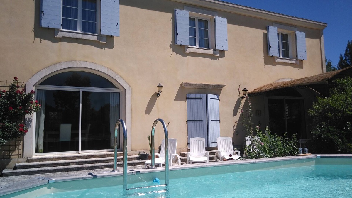 Boulbon Villa | La Bastide des Bouisses