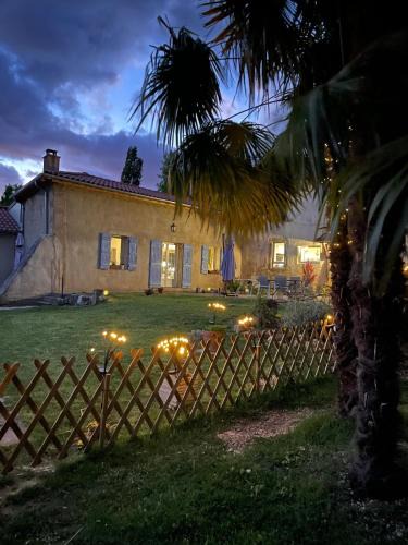 Armous-et-Cau Bed & Breakfast | La Bastide