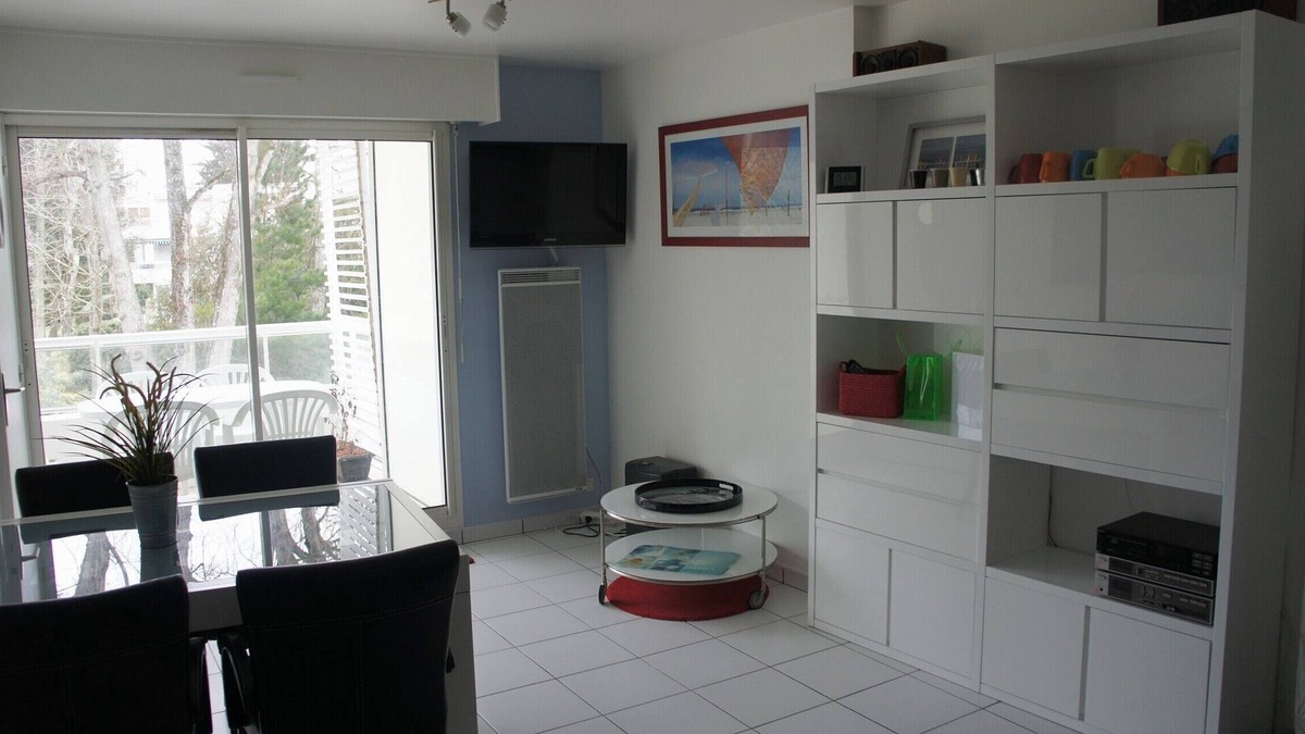 La Baule-Escoublac Apartment | La Baule Benedict sector type 2/3 on private park 400m from the beaches and shops