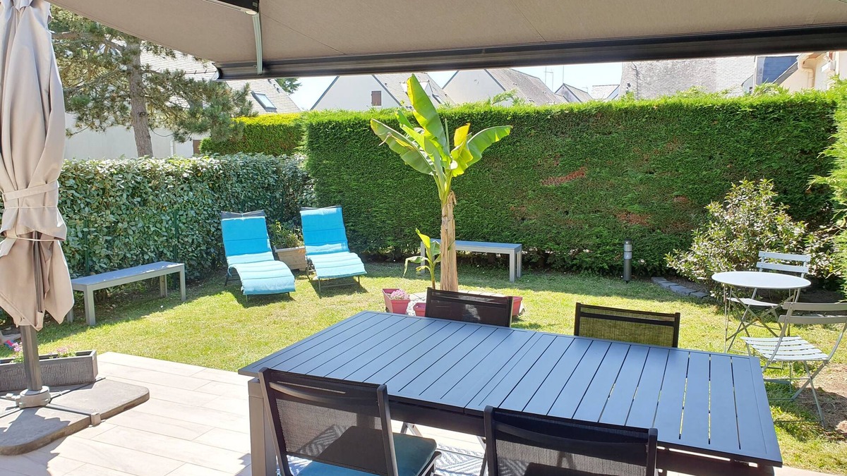 Guerande House | LA BAULE HOUSE IN QUIET RESIDENCE WITH HEATED POOL (BEACH 700M).
