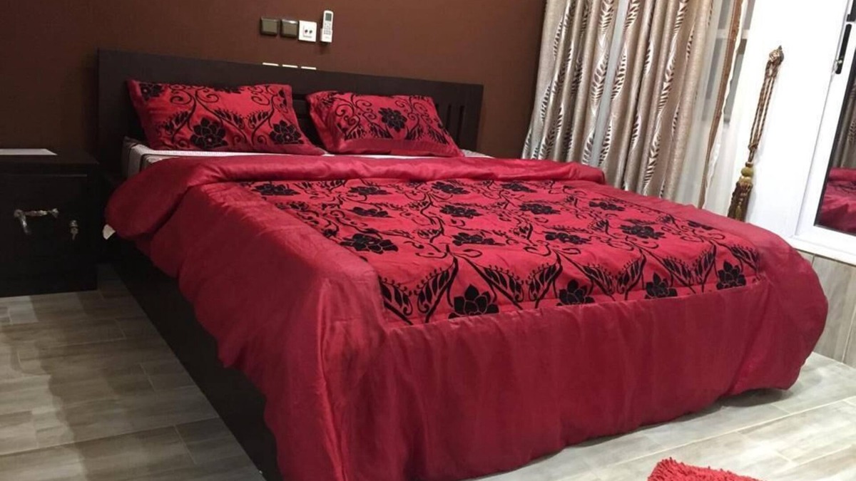 Abomey-Calavi Bed & Breakfast | La Belle au Bois Dormant