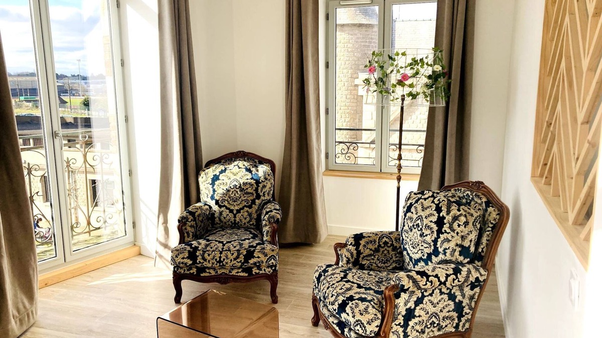 Dinan Apartment | La Belle Consigne - Appart T2 Dinan Center Gare
