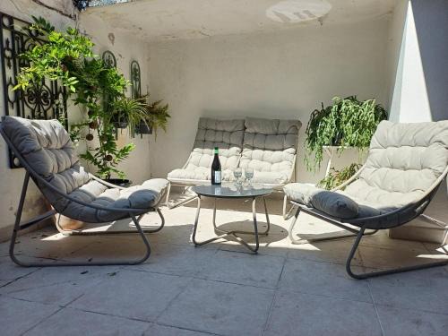 Eymet House | La Belle Cour