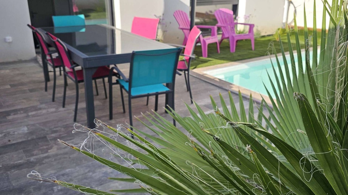Sainte-Soulle Villa | La Belle et Rebelle - piscine chauffée et salle de jeux