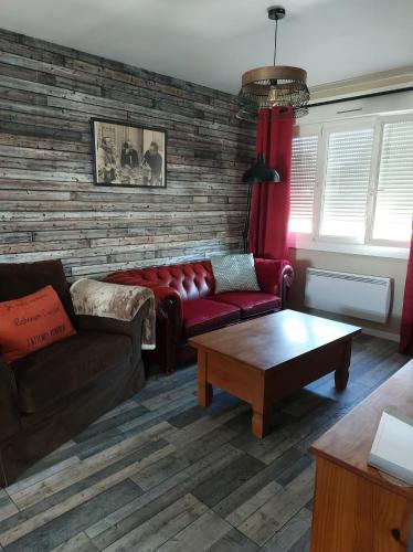 Bergeres-les-Vertus Apartment | La Belle Vue Gîte Champenois B&B
