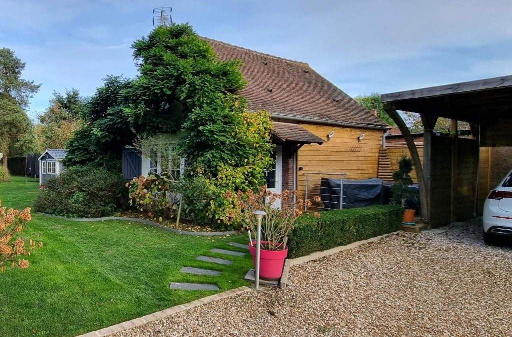 Dampierre-sur-Avre House | La Berceuse Normande