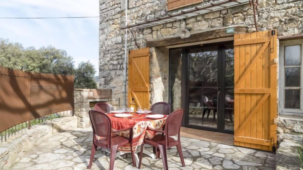 Le Thoronet Apartment | La Bergerie de Sainte Croix by Interhome