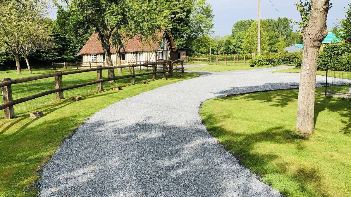 Lieuvin Pays d'Auge House | La Bergerie Maison Normande au Calme