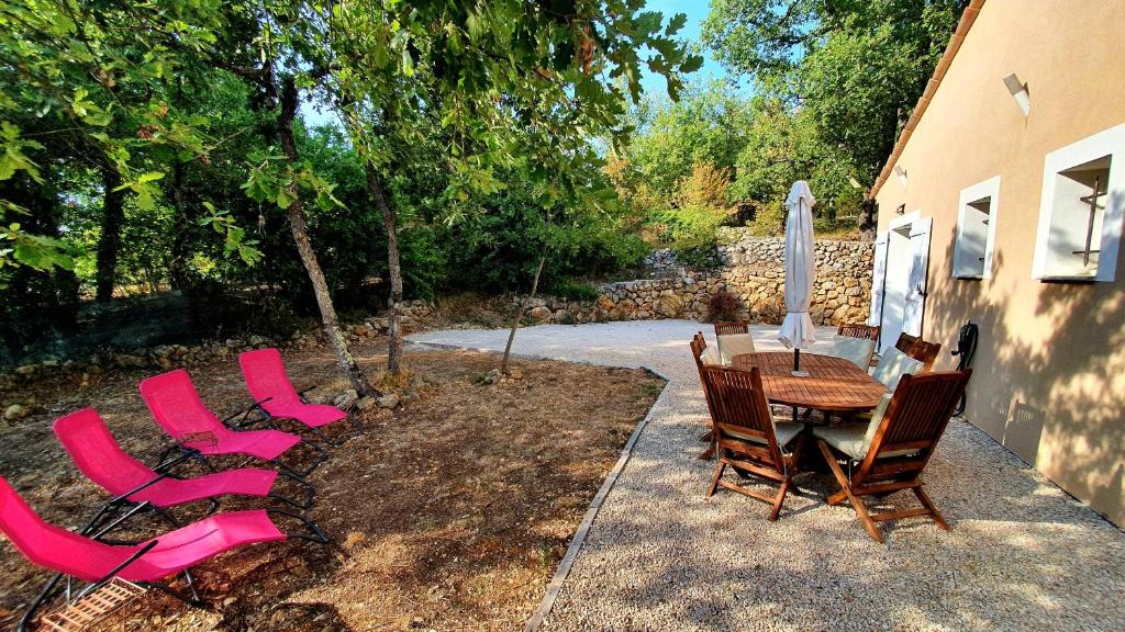 Saint-Paul-en-Foret House | La Bergeronnette