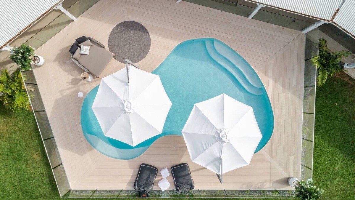 Jubilee Pocket Villa | La Boheme Whitsunday in Airlie Beach with Pool