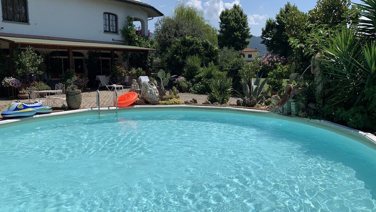 Camaiore Villa | La Bouganville swimming pool & relaxation