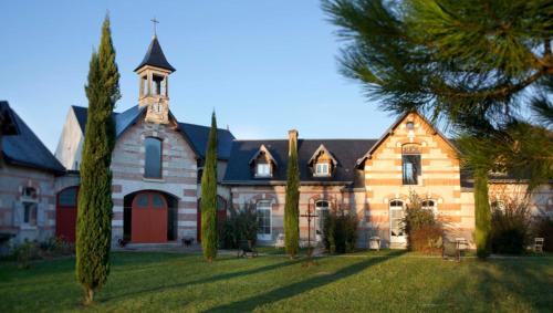 Checy Apartment | La Bretauche