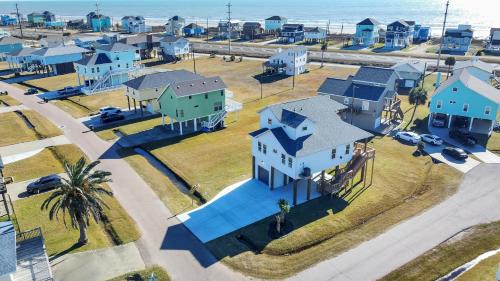 Terramar Beach House | La Buena Brisa - The Good Breeze with Gulf views.
