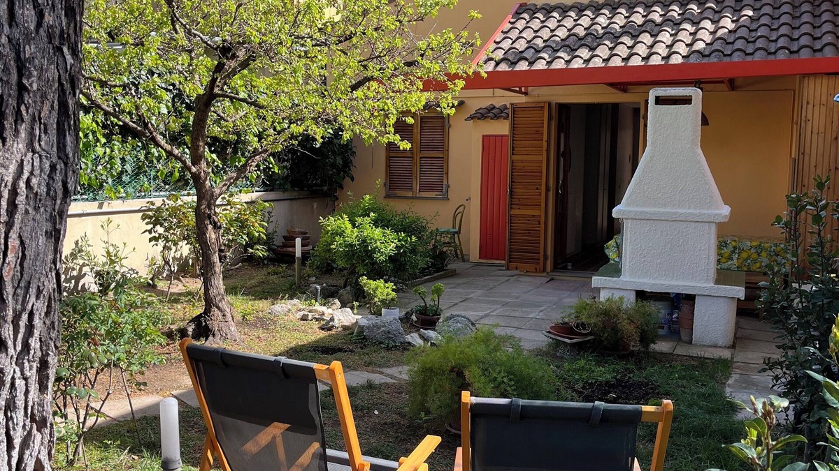 Sirolo House | La Buganvilla: a cozy cottage with garden near the center of Sirolo