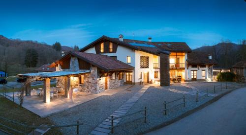 Guardabosone House | La Burla