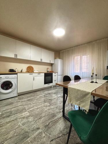 Vulcan Apartment | La Căsă