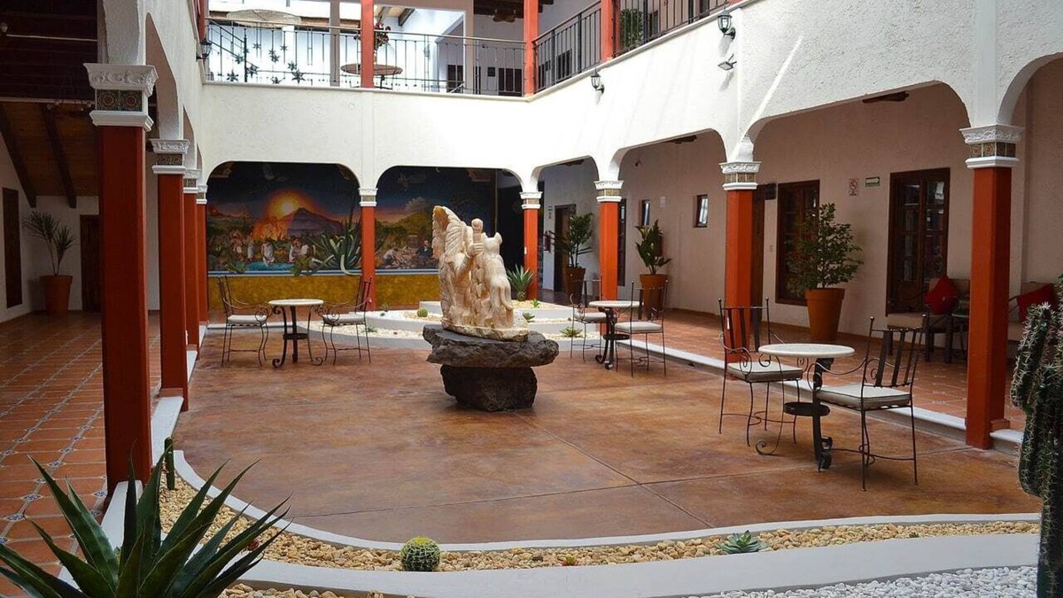 San Martin de las Piramides Hotel | La Casona Pirámides