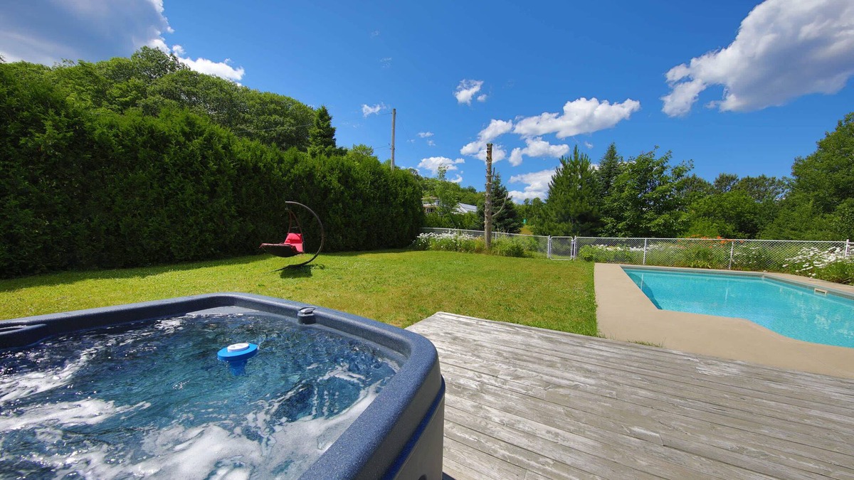 Sainte-Marcelline-de-Kildare Ski Chalet | La Menoua- Piscine- SPA