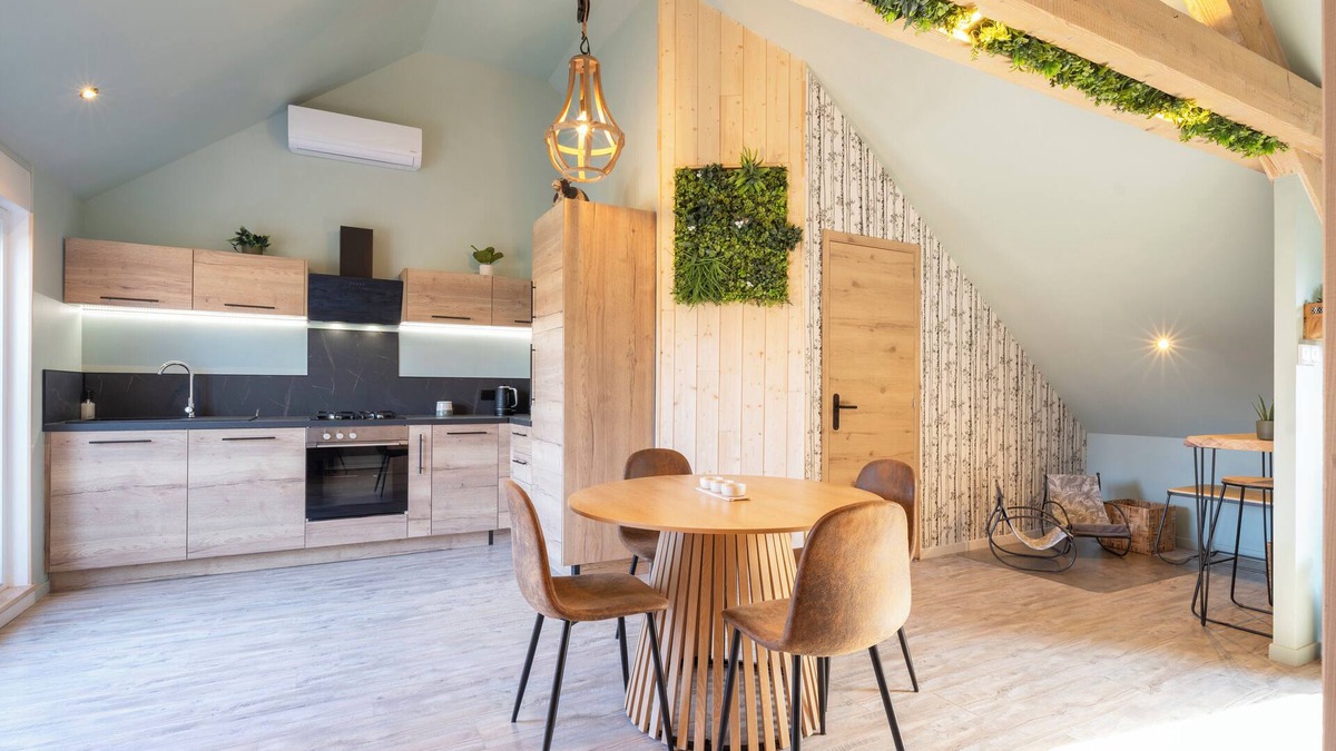 Plantieres Queuleu Apartment | La Cabane - deux chambres et grande terrasse ⭐️⭐️⭐️