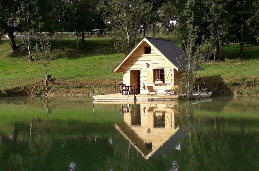 Montcuq Ski Chalet | La cabane du pêcheur