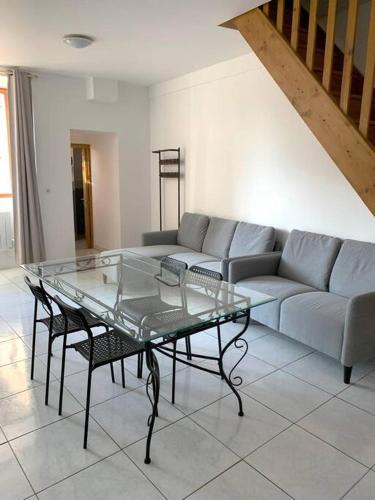 Armeau Apartment | La Cachette Calme à Armeau